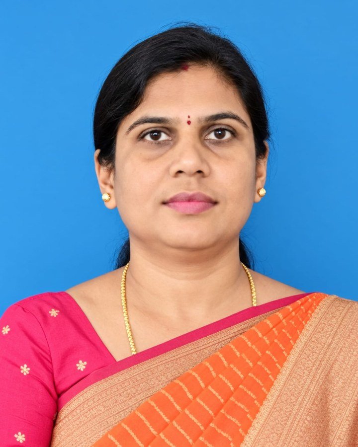 Mrs Shalini CBL