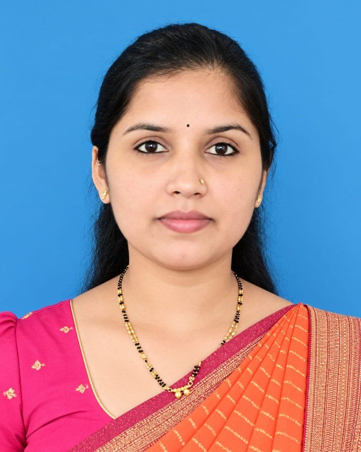 Mrs Meenakshi G D